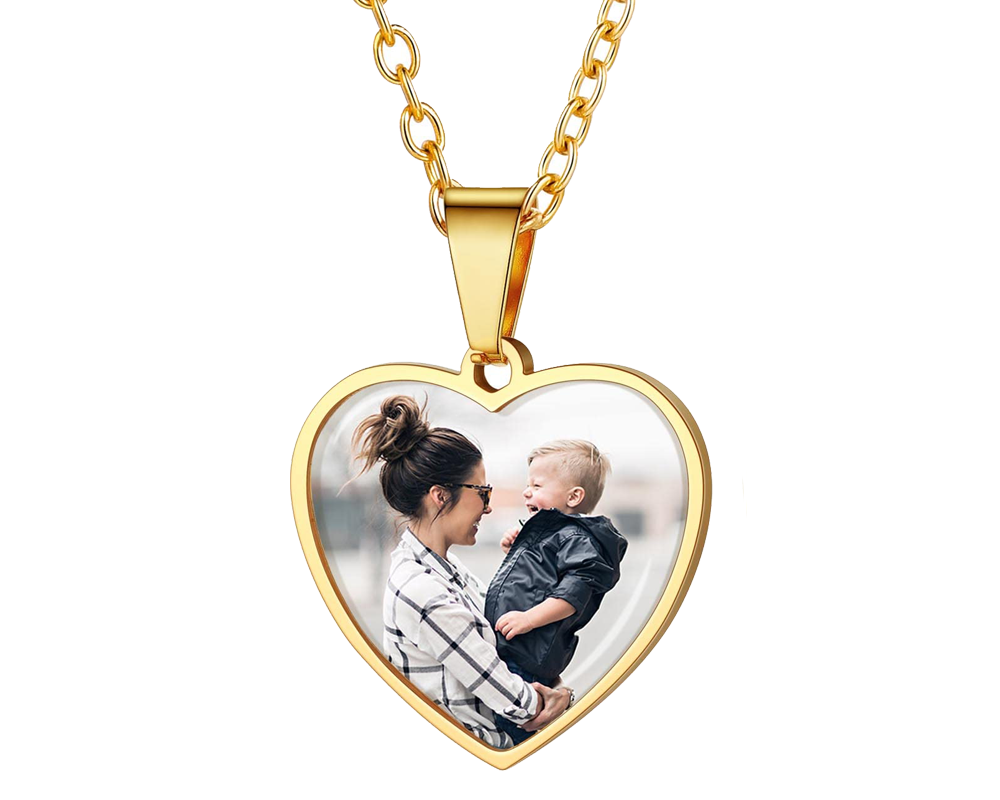 Capture Memories, Wear Eternity: Personalized Photo Necklaces